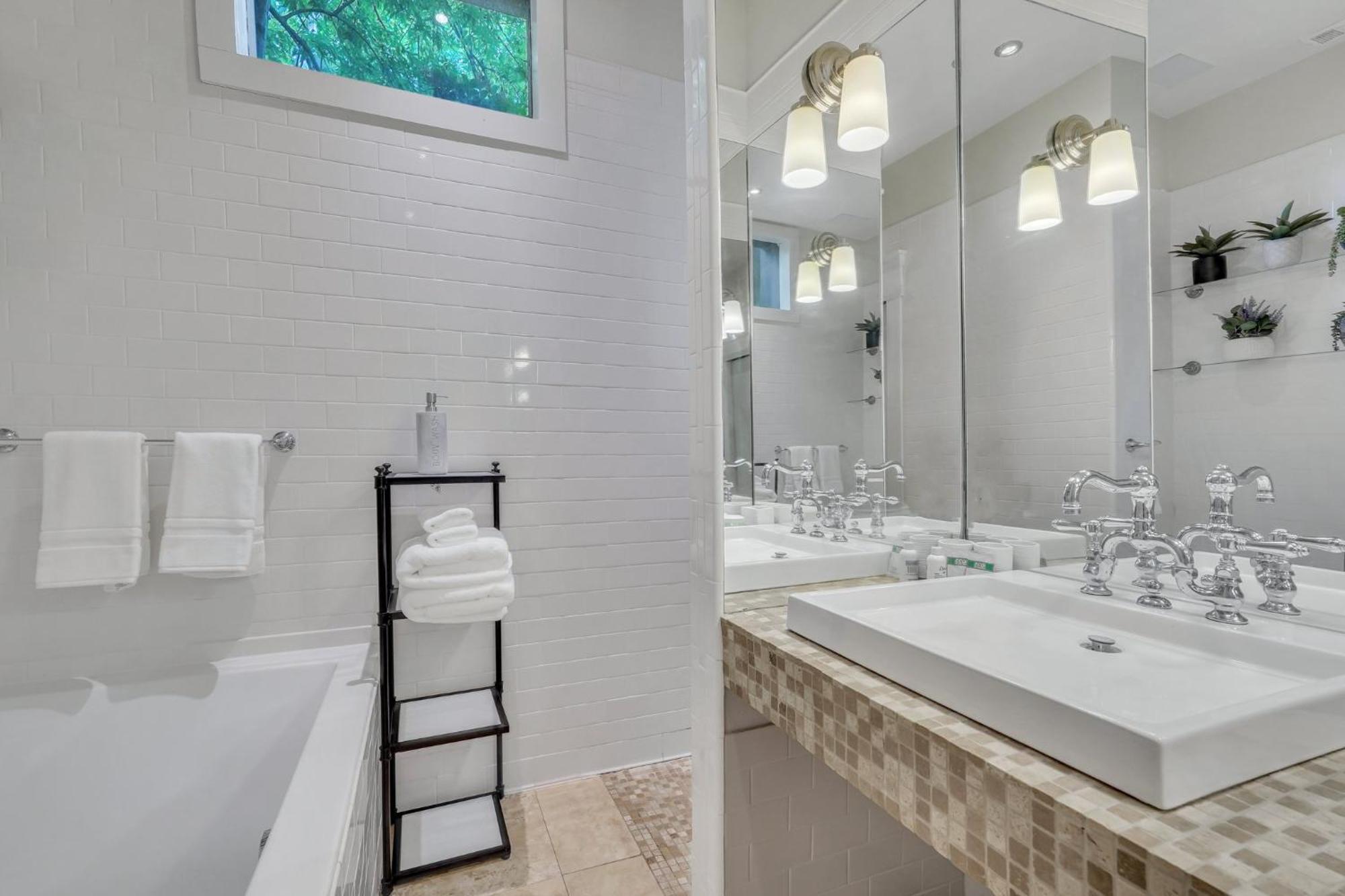 The Lincoln Loft, Near Forsyth Park With Free Parking Villa Savannah Exteriör bild